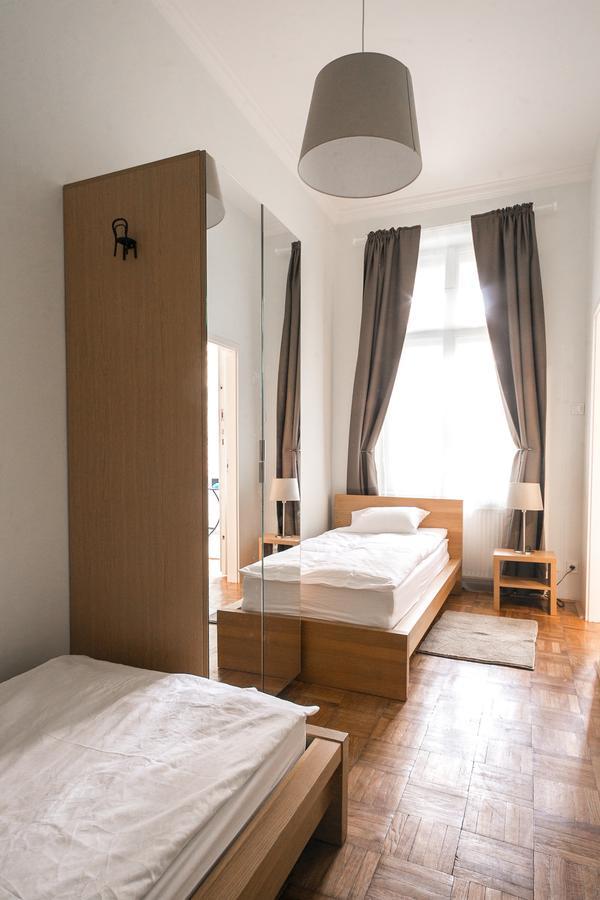 Ozone Private Rooms Budapest Eksteriør bilde