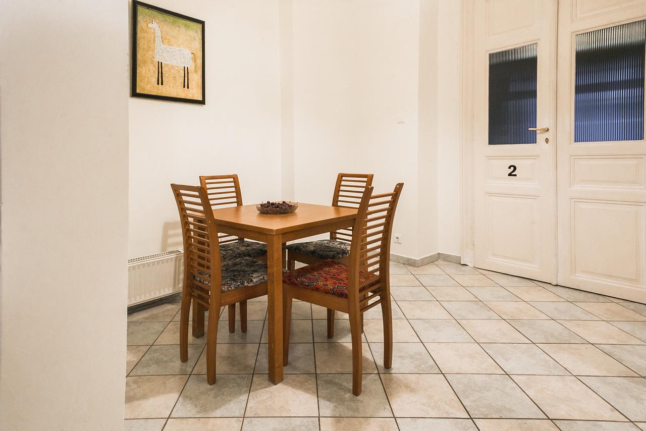 Ozone Private Rooms Budapest Eksteriør bilde